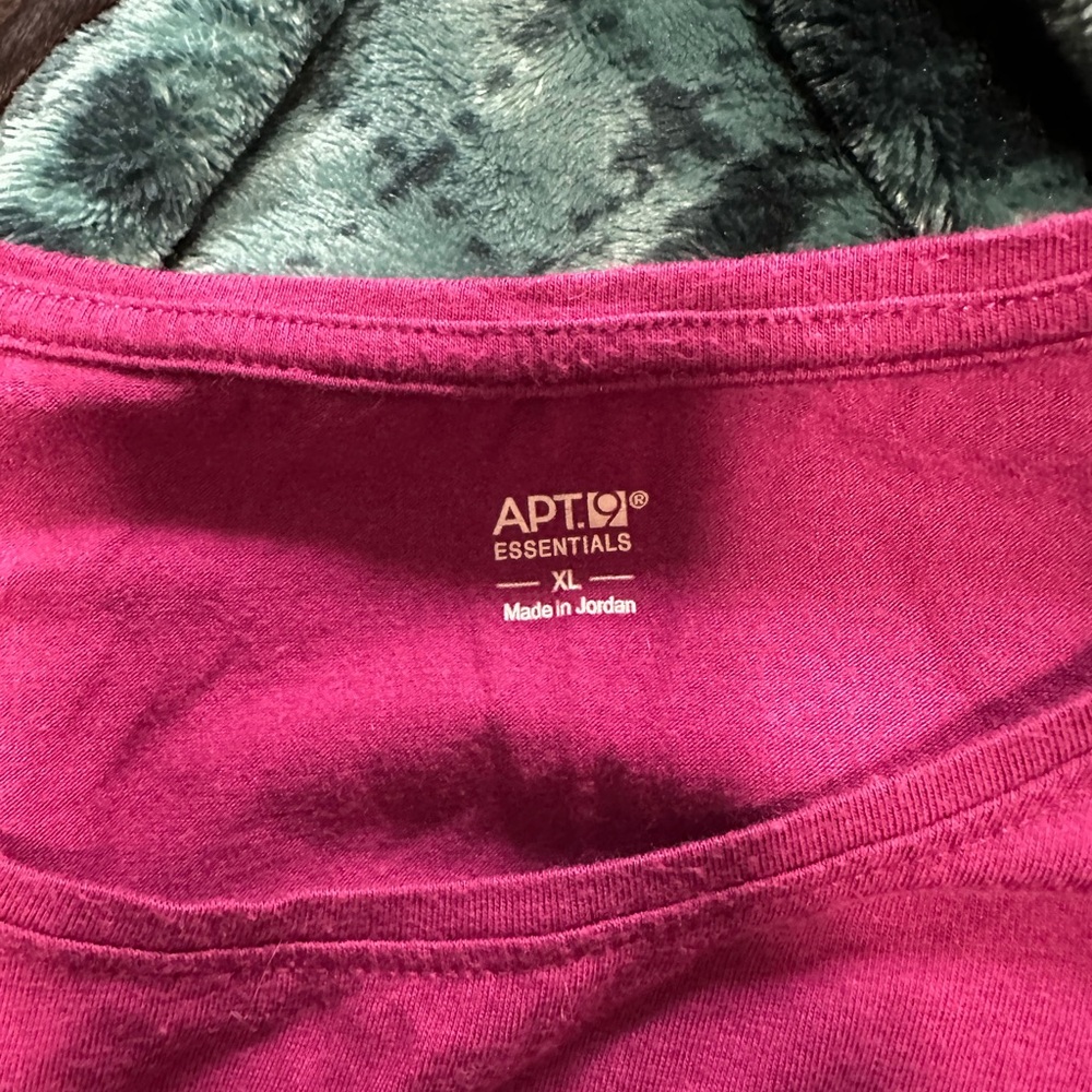 Apt. 9 Essentials Rich Magenta Tee